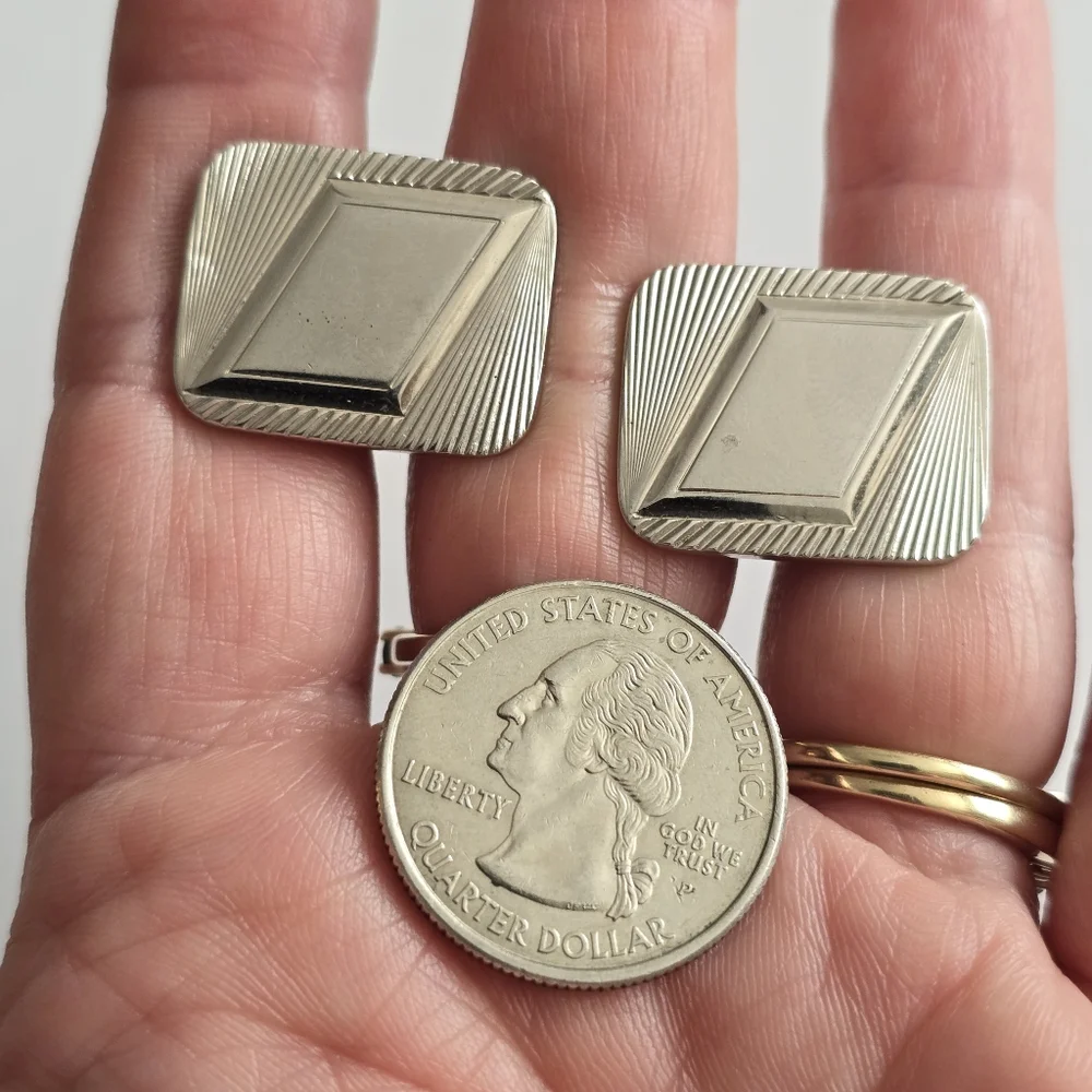 Vintage set cuff links tie clip silver tone geometric rhombus parallelogram